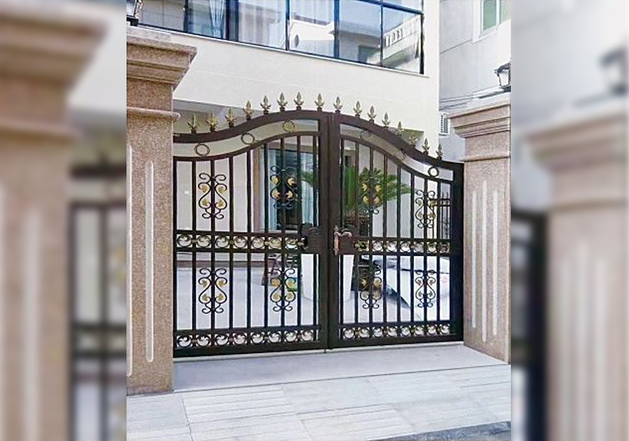 Luxury Gold Scroll Aluminum Double Courtyard Gate