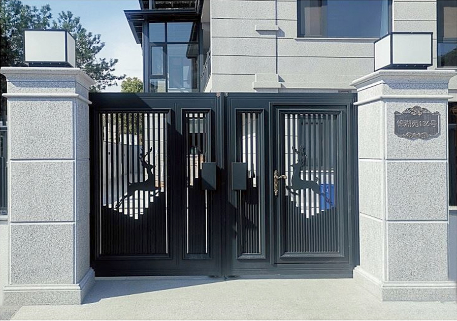 Aluminum Courtyard Main Gate with Deer Pattern