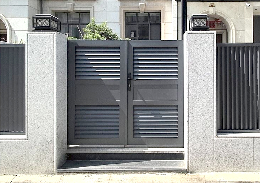 Simple Outdoor Aluminum Garden Gate