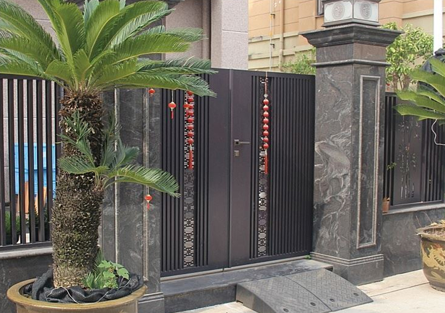 Aluminum Courtyard Decorative Fence Gate