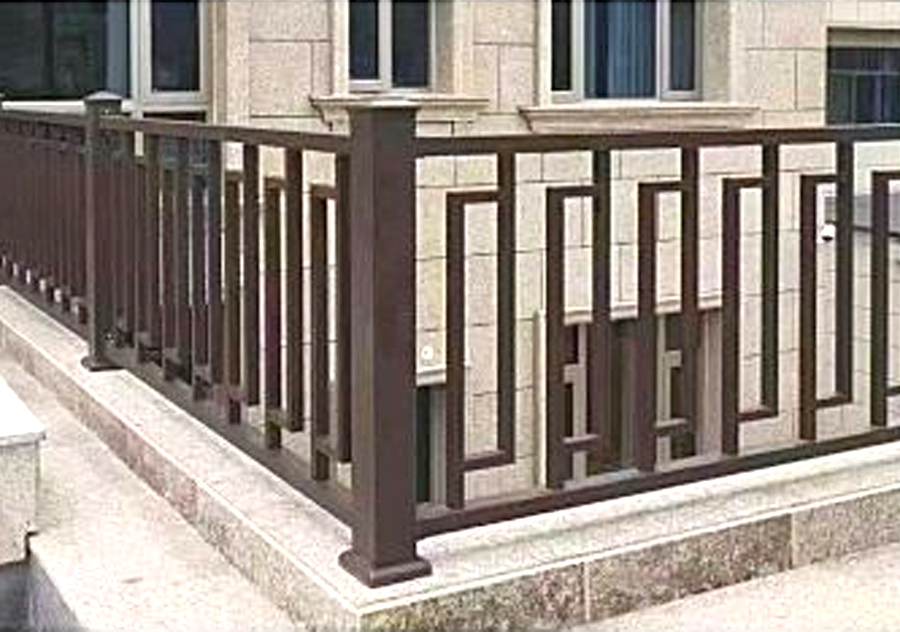 Modern minimalist geometric openwork fence